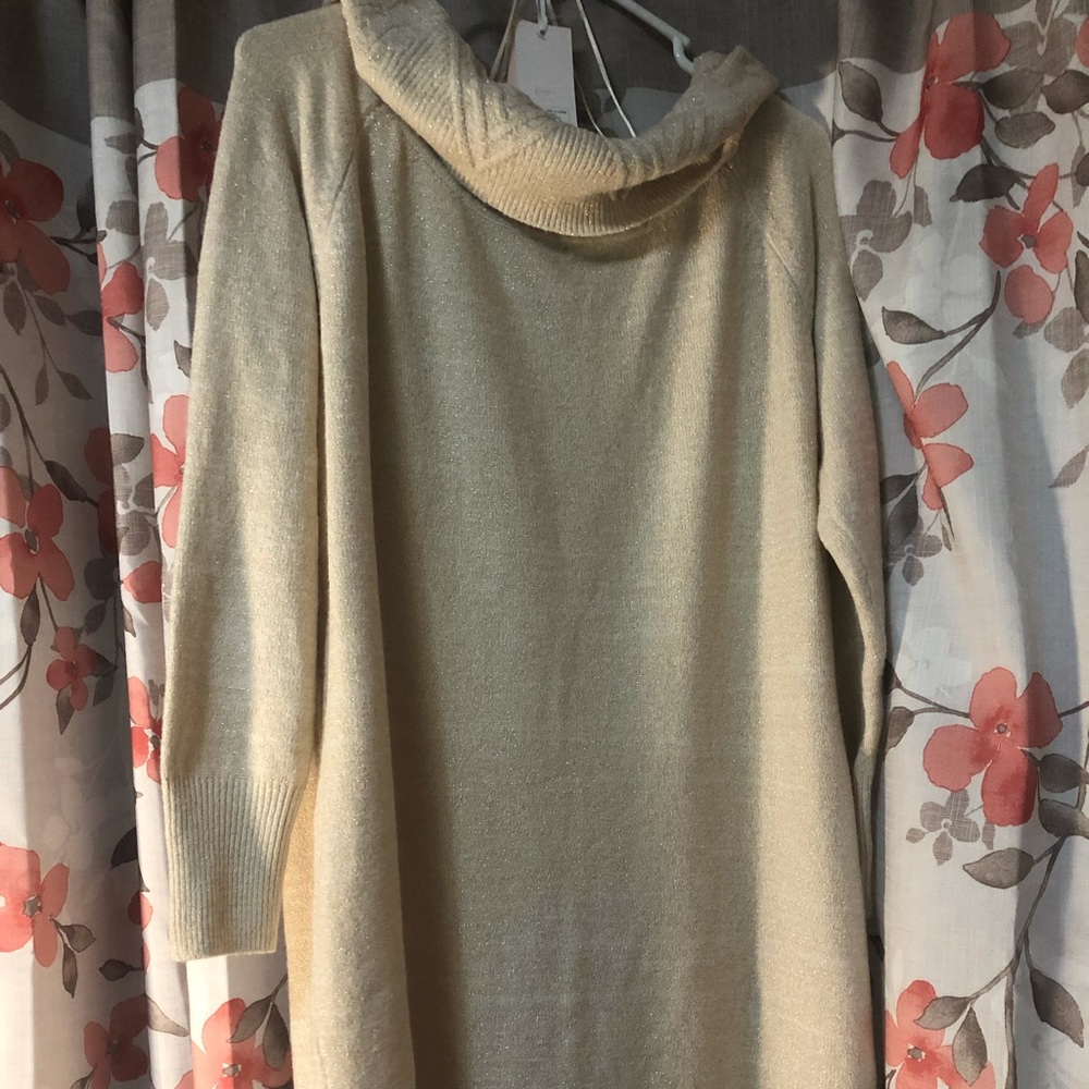 Candie’s cowl neck sweater dress. Ivory/gold